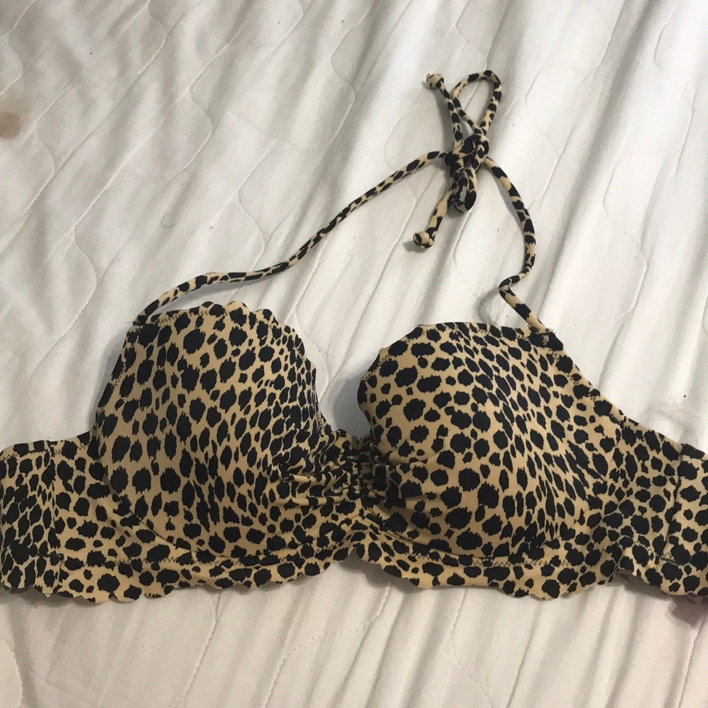 Victoria’s Secret 34B Leopard Bikini Top